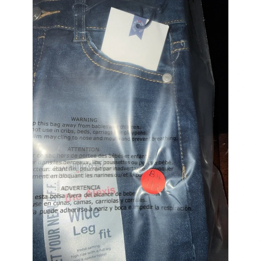 Wallflower the Alexis Girl‎ Wide Leg Fit Denim Blue Jeans High Rise Size 7 NWT